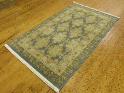 Unique Loom Edinburgh Collection Area Rug - Zinnia (3' 3" x 5' 3" Rectangle, Blue/ Beige)