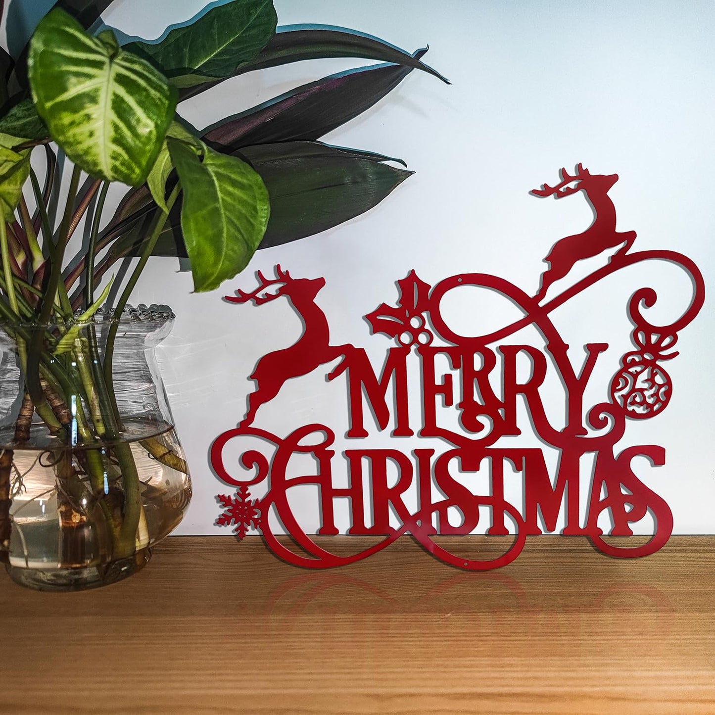 Metal Merry Christmas Wall Decor Christmas Sign Letter Decorative Hanging Plaque Suitable For Indoor Outdoor Room Yard Holiday Decoration