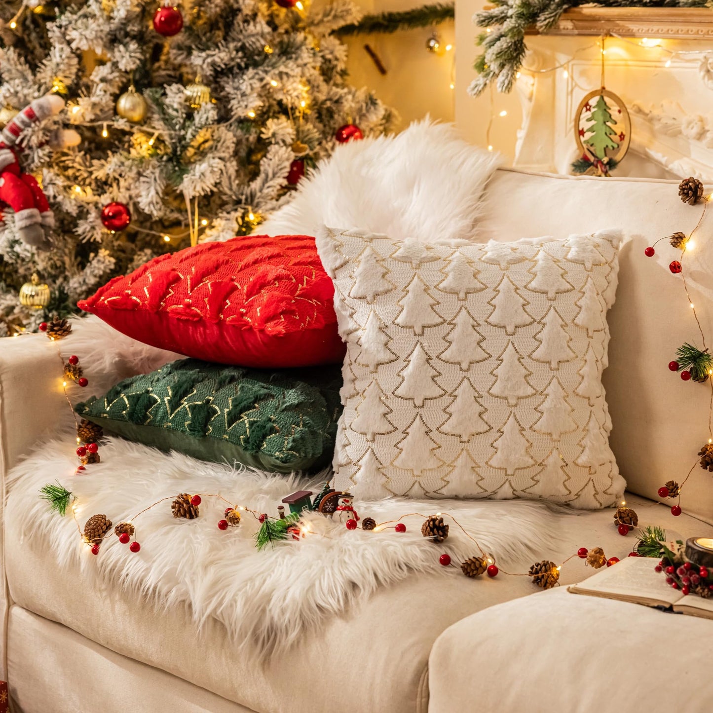 AQOTHES Christmas Tree Red Throw Pillow Covers 18x18, Soft Faux Fur Sequins Throw Pillows for Couch Sofa Bed Room Cushion Covers Holiday Decorations