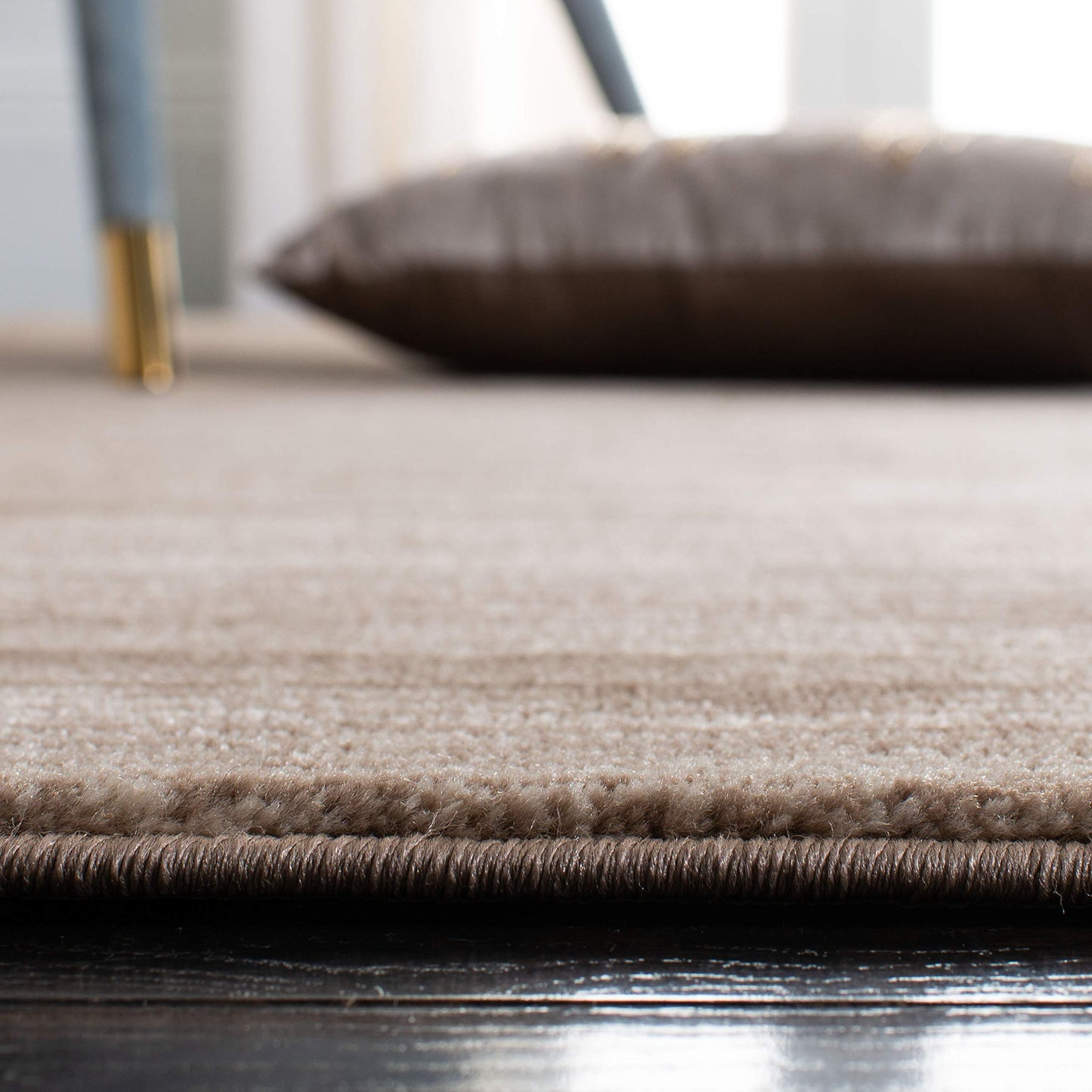 SAFAVIEH Area Rug 9x12 - Vision Collection - Large - Light Brown, Modern Ombre Design, Non-Shedding & Easy to Clean, Ideal for Living Room, Bedroom, Dining Space (VSN606C)