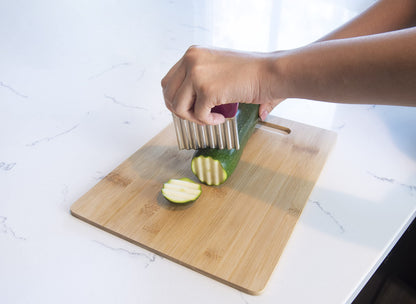 Joie Crinkle Cutter Knife, Wavy Slicer for Potatoes, Vegetables and Fruits, Great for Kids First Cutting Tool, Fun Kitchen Gadget, Stainless Steel, BPA-Free, Colors May Vary