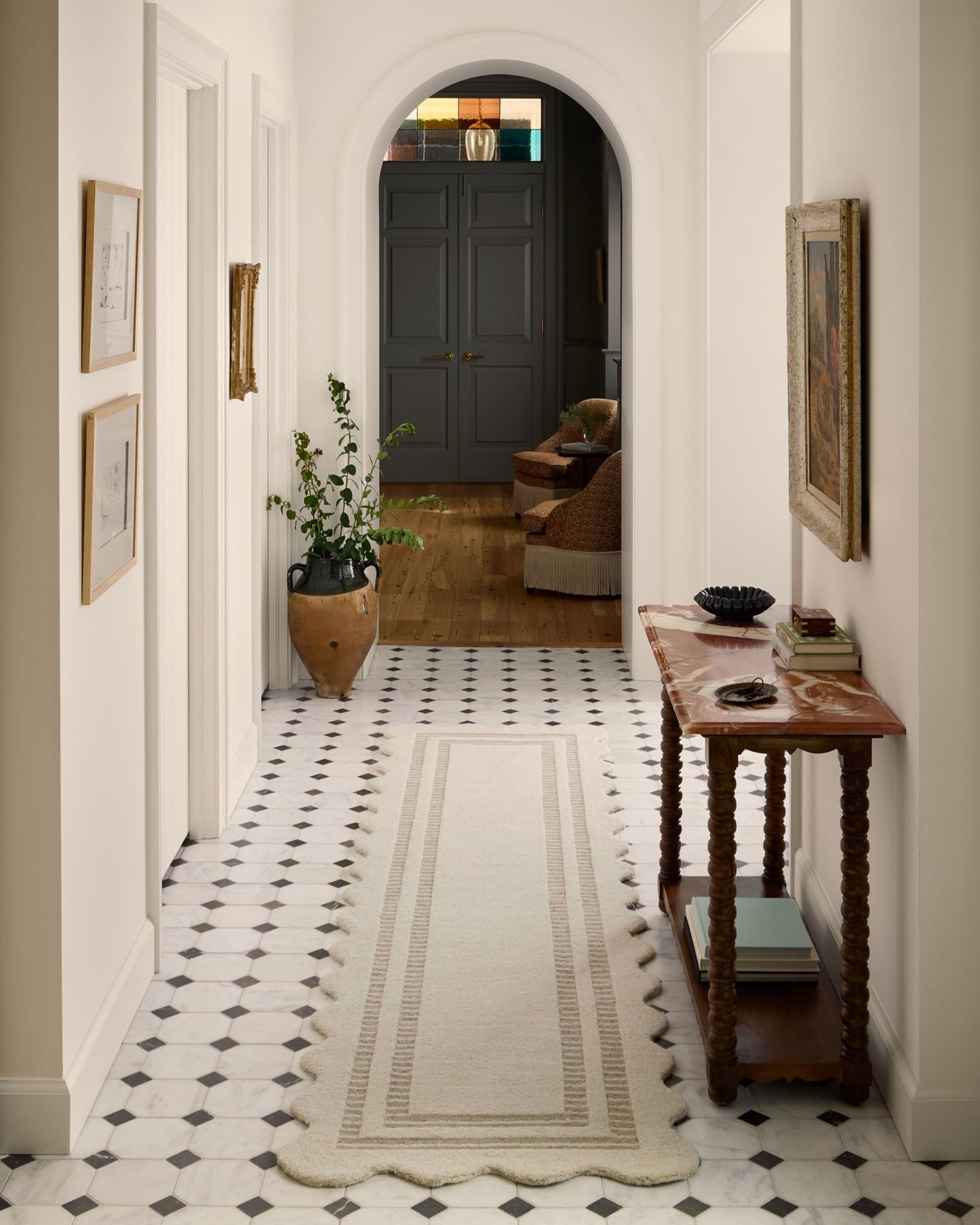 Loloi Chris Loves Julia Scottie Collection SCO-01 Ivory/Grey 2'-3" x 3'-9", .87" Pile Height, Runner Rug