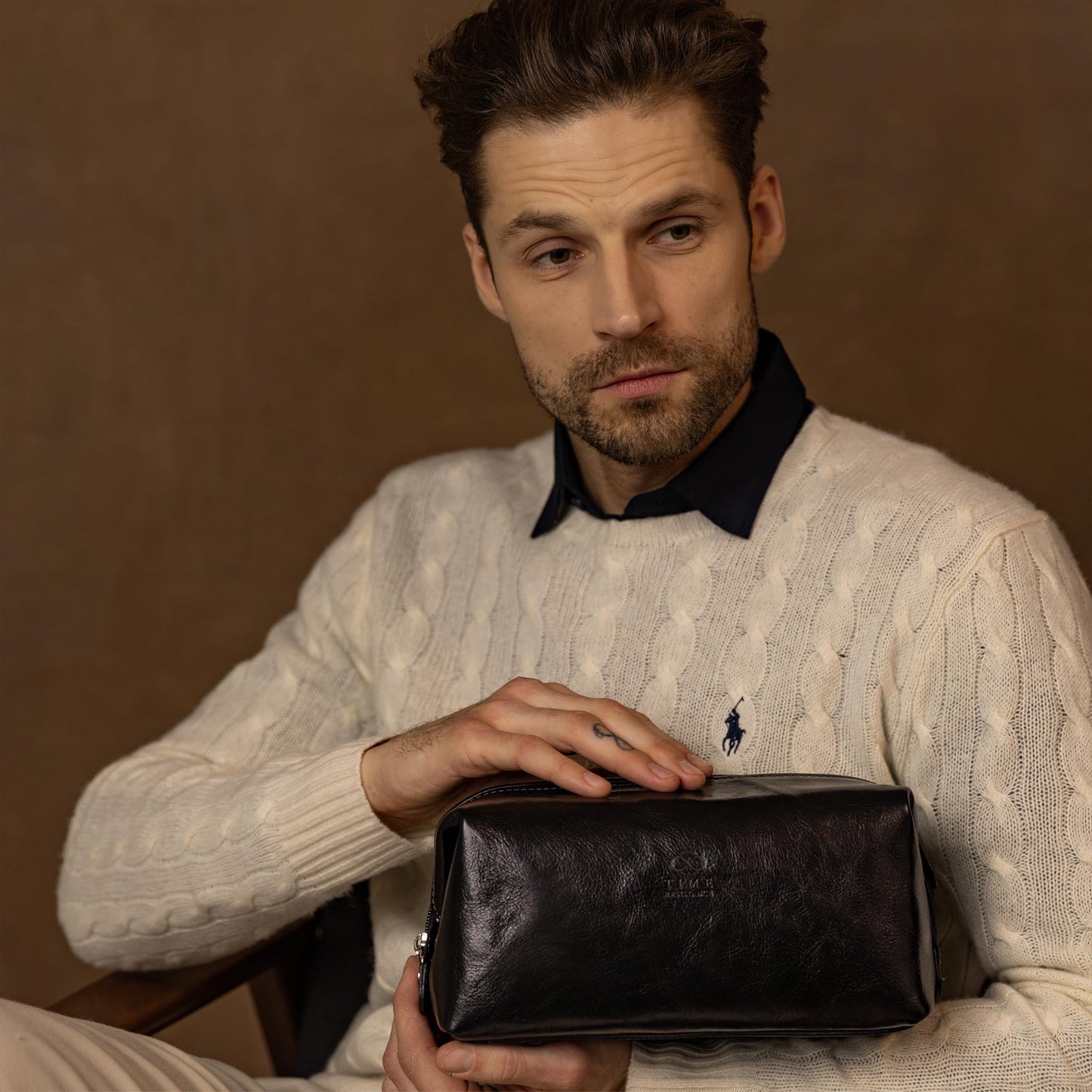 Time Resistance Leather Toiletry Bag - Italian Cosmetic Case Dopp Kit (Black)