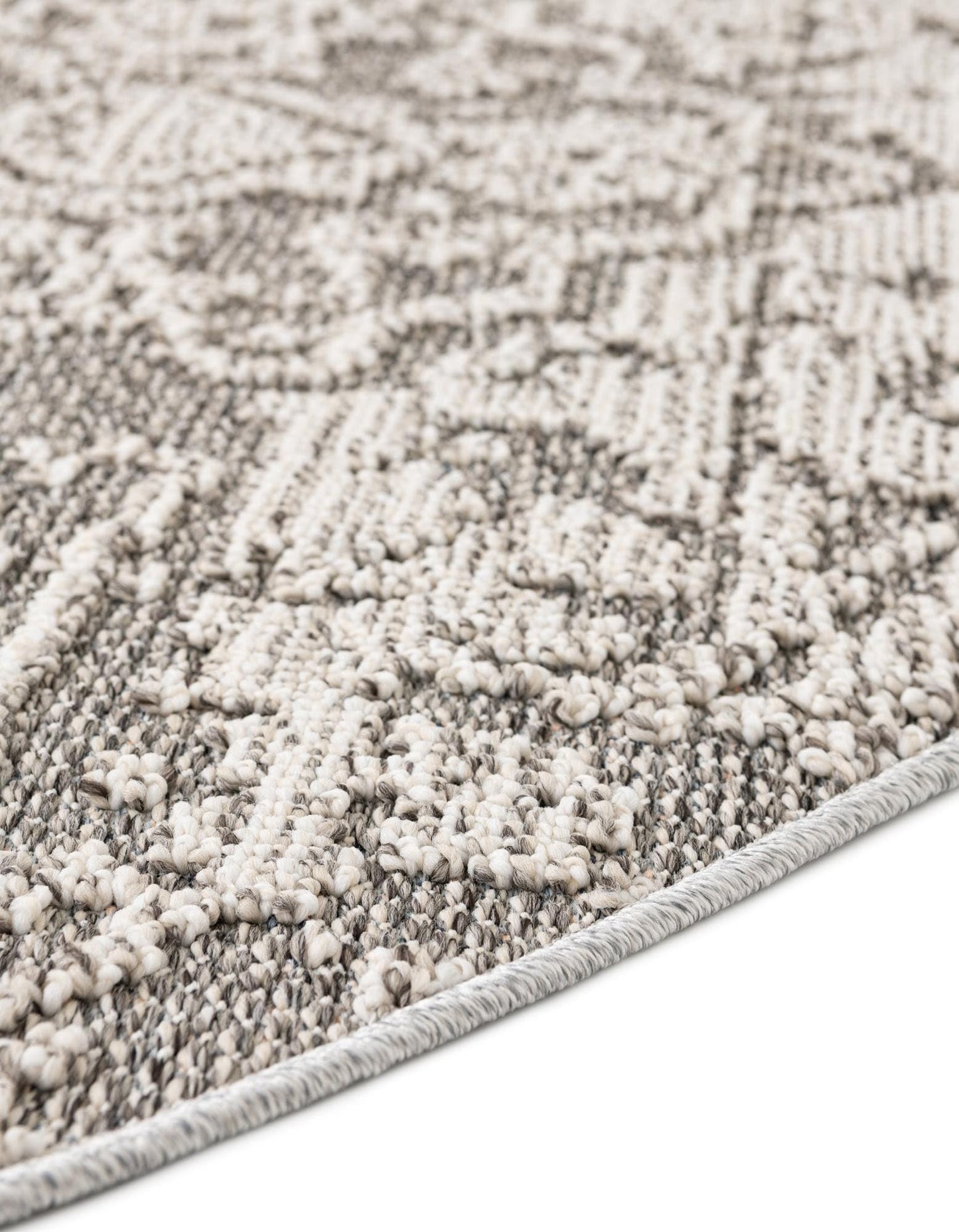 Rugs.com - Outdoor Traditional Rug – 3 Ft Round Light Gray Washable Indoor/Outdoor Rug – Perfect for Patios, Decks, and Porches
