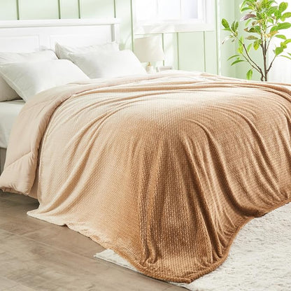 NEWCOSPLAY Super Soft Throw Blanket Ombre Brown Premium Silky Flannel Fleece Leaves Pattern Lightweight Bed Blanket All Season Use (Ombre Brown, Throw(40"x50"))