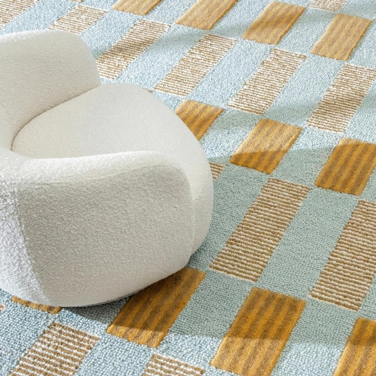 RUGWYN Hand-Tufted Scalloped Wool Area Rug, Modern Plaid Checkered Pattern, Soft & Durable Cozy Accent Rug for Living Room, Bedroom & Nursery, Handmade Decorative Carpet (Light Blue, 4' x 6')