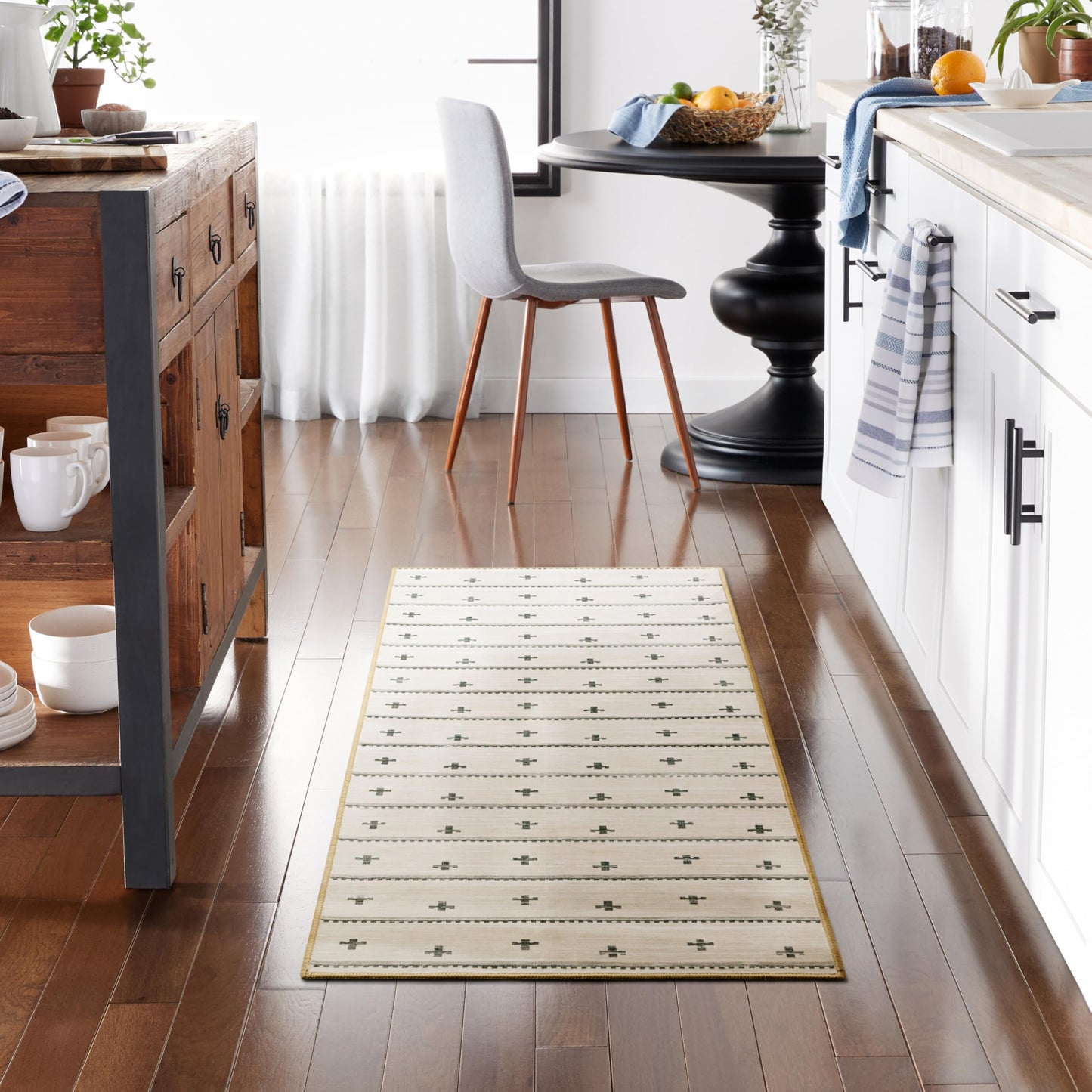 EVERWASH Haven Scandinavian Stripe Machine Washable Area Rug with Airflo Technology for Easy Clean, Ultra-Soft Non-Slip Rug with Built-in Pad, Pet, Family & Allergy Friendly Rug, Beige/Brown, 2'6"x7'