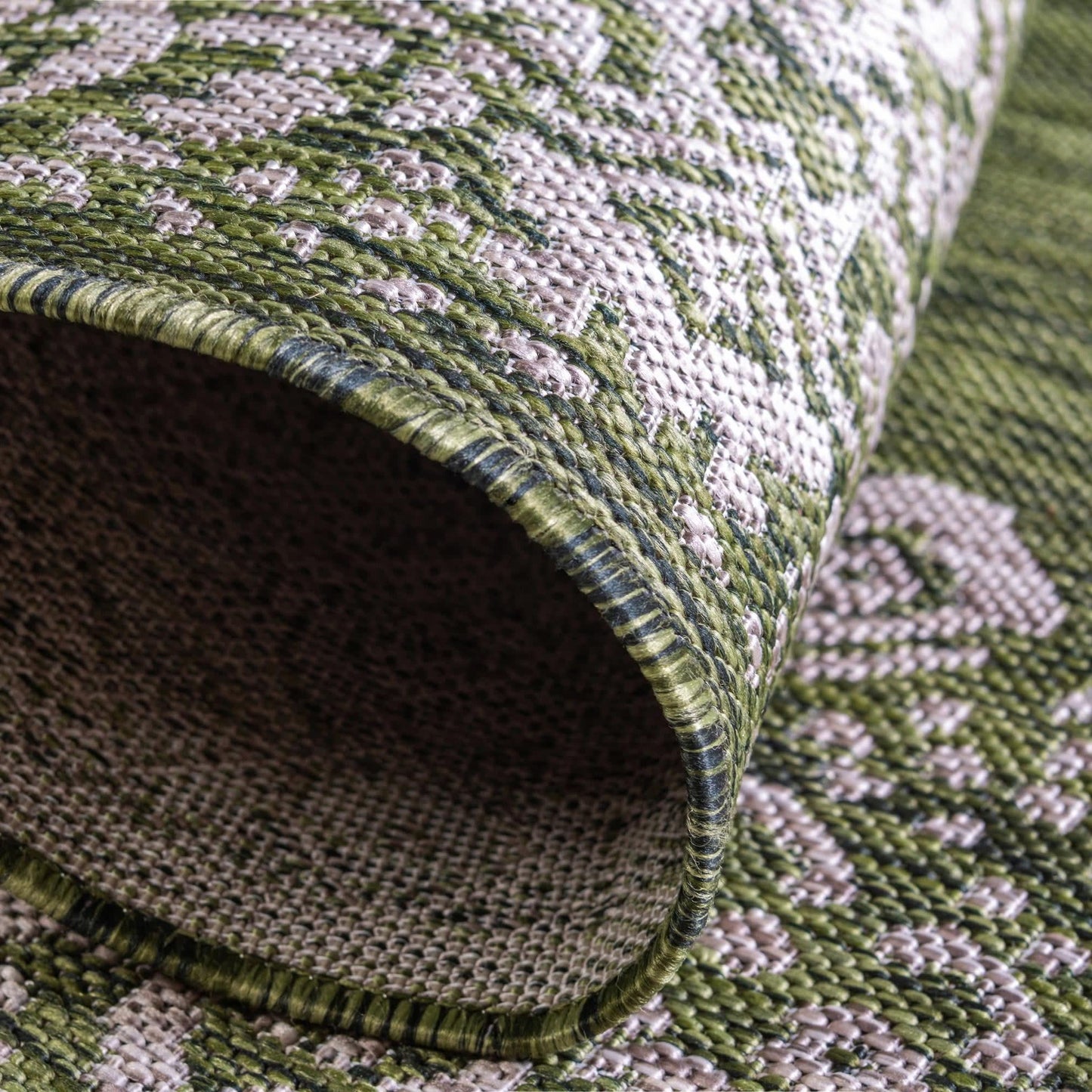 Unique Loom Outdoor Border Collection Area Rug - Floral Border (7' 10" Round, Green/ Ivory)