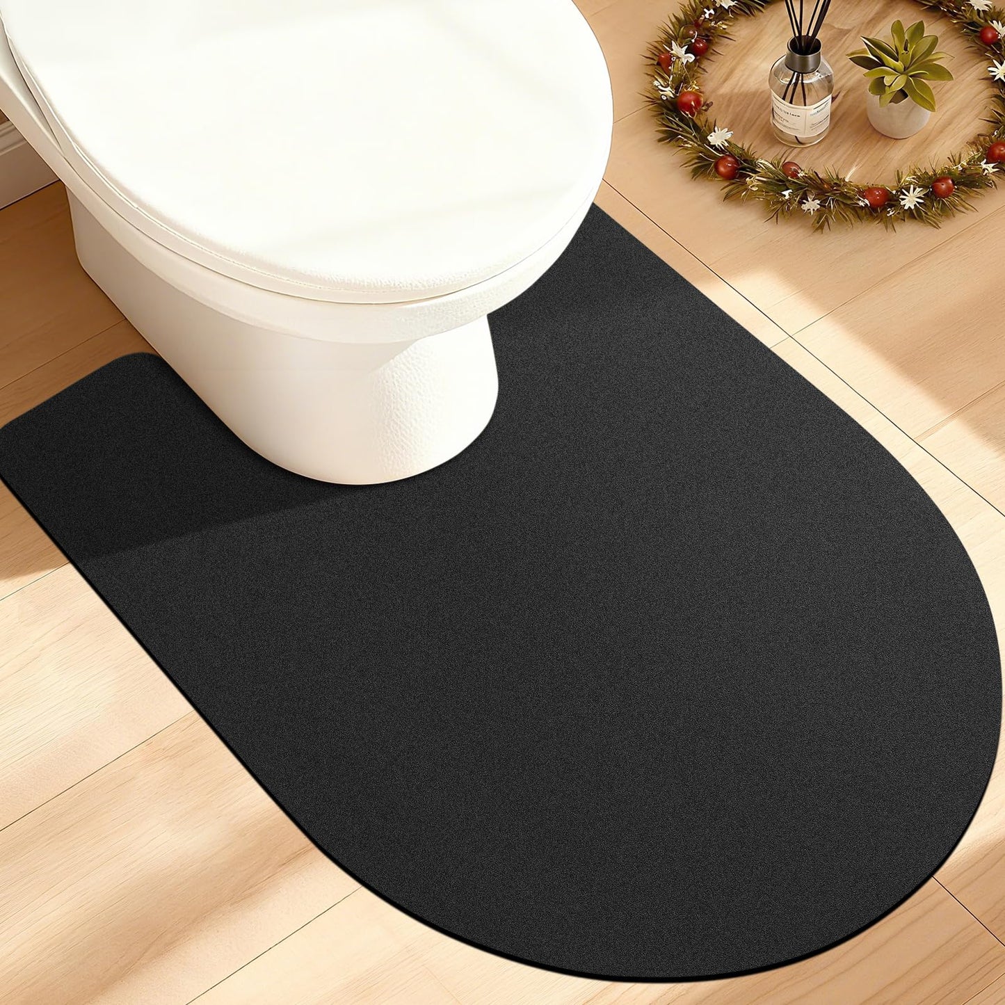 ACCUMTEK Non Slip Bath Mat, Thin Bathroom Rugs Fit Under Door, Quick Dry Bath Mats, Machine Washable Bath Rugs for Bathroom, Bathtub & Kitchen, Black/Solid/U-Shaped 24"x20"