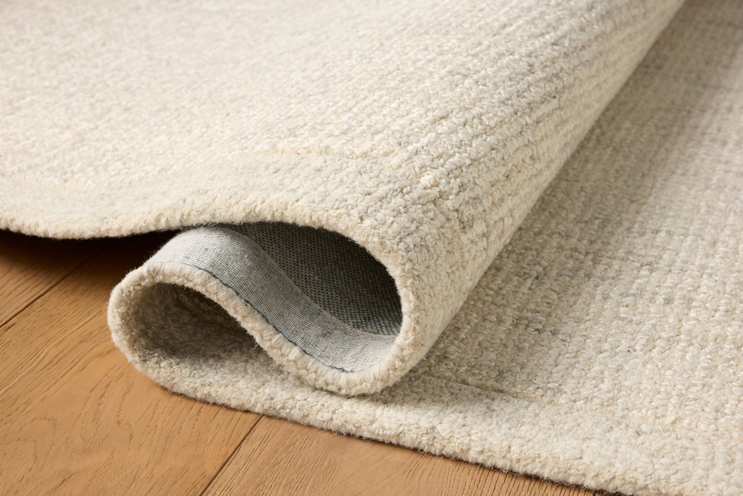 Loloi Magnolia Home by Joanna Gaines Henley Collection HNY-01 Ivory/Smoke 5'-0" x 7'-6" Area Rug