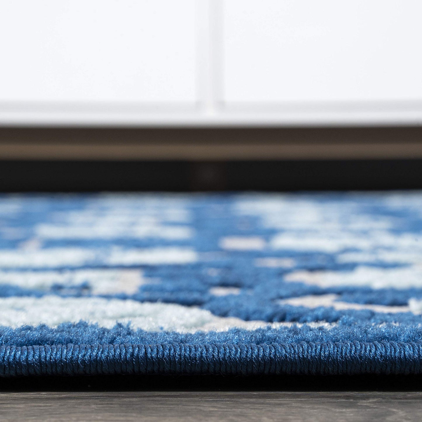 JONATHAN Y Tile Trellis Indoor Outdoor Area Rug 4X6 Light Gray/Blue, Gallia High-Low for Backyard, Patio, Porch, Easy-Cleaning, High Traffic, Pet-Friendly, Non-Shedding (AMC107B-4)