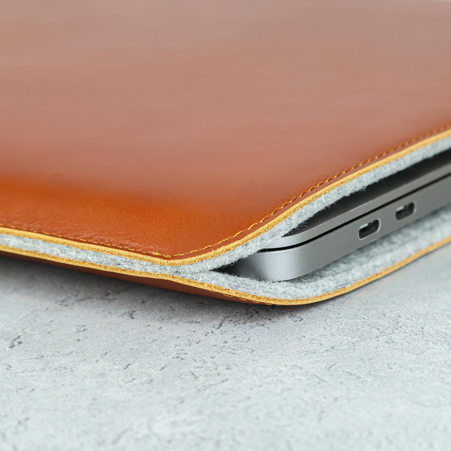 Casemade Real Leather Laptop Sleeve for MacBook Pro & Air Fits 13, 14, 15 & 16 Inch - Genuine Full Grain Leather with Soft Wool Lining (16-inch - 2019)