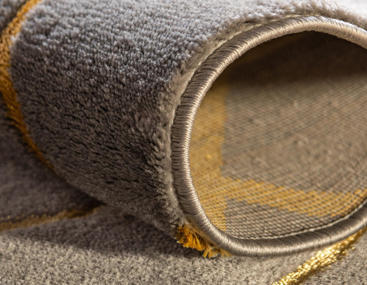 Rugs.com Glam Collection Rug – 5x8 Gray Gold Medium-Pile Rug Perfect for Bedrooms, Dining Rooms, Living Rooms