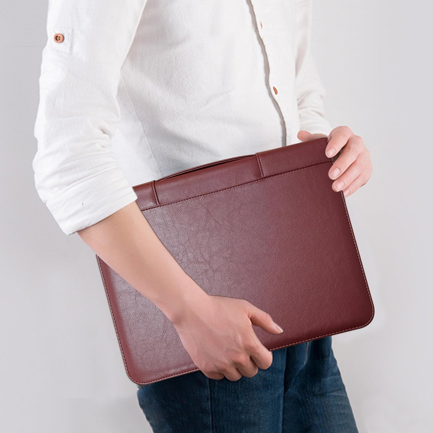 WEYEAH Faux Leather 3 Ring Portfolio Binder With Handle, Business Padfolio for Men & Women, Zippered Document Organizer for Home & Office Use, Including Clipboard, Notepad and Sheet Protectors (Brown)