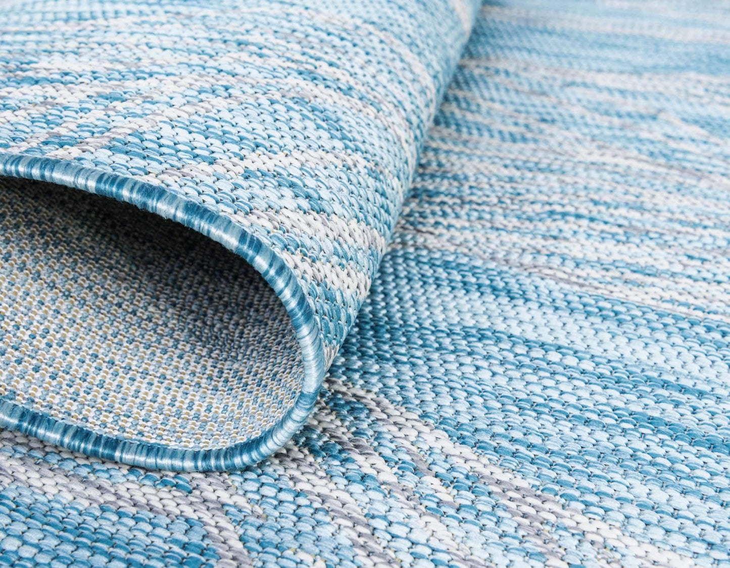 Unique Loom Outdoor Botanical Collection Area Rug - Leaf (4' 1" Round, Light Aqua/ Ivory)