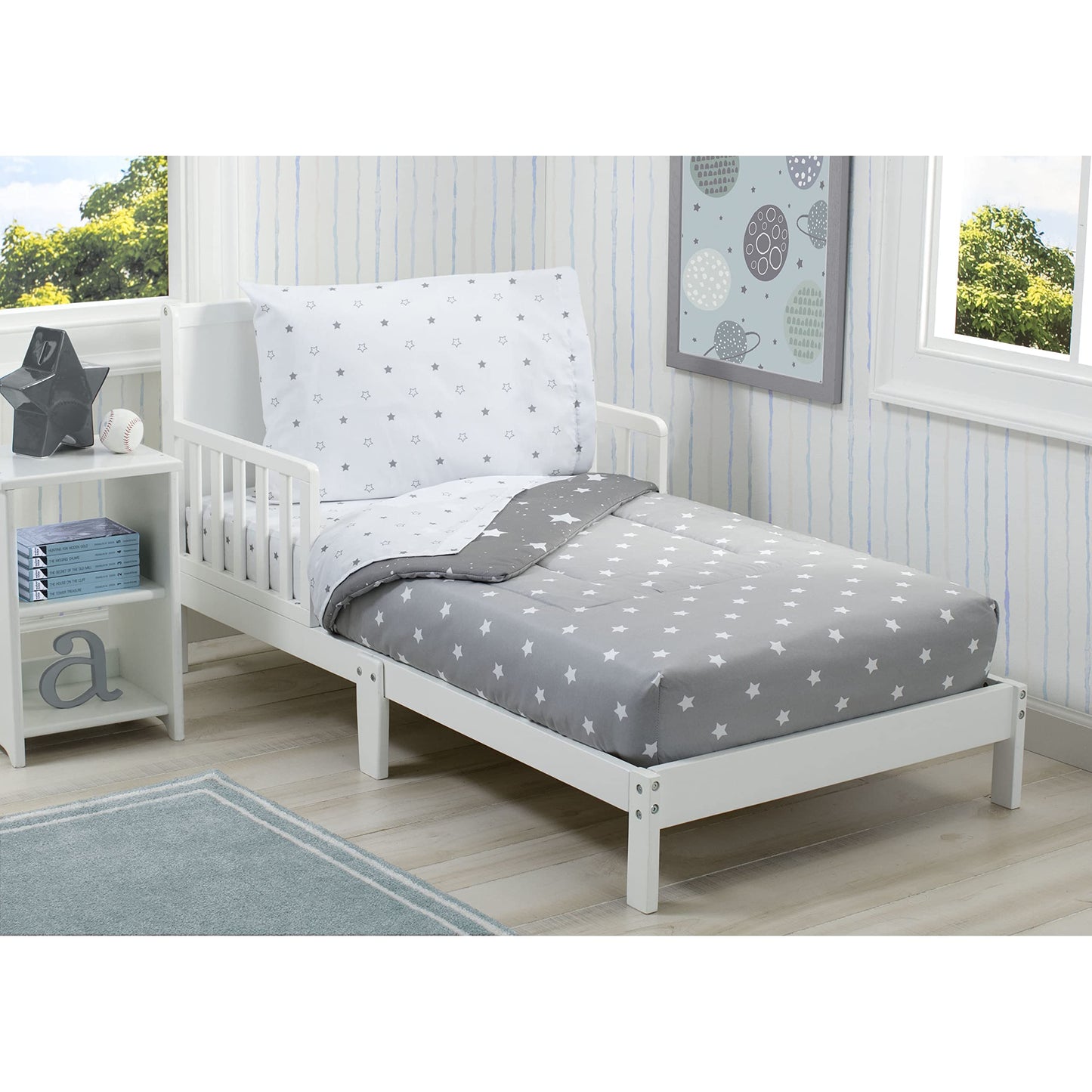 Delta 4-Piece Reversible Toddler Bedding Set - Fitted Sheet, Top Sheet, Pillowcase, 2-in-1 Comforter - For Boys, Dusty Skies & Grey Stars