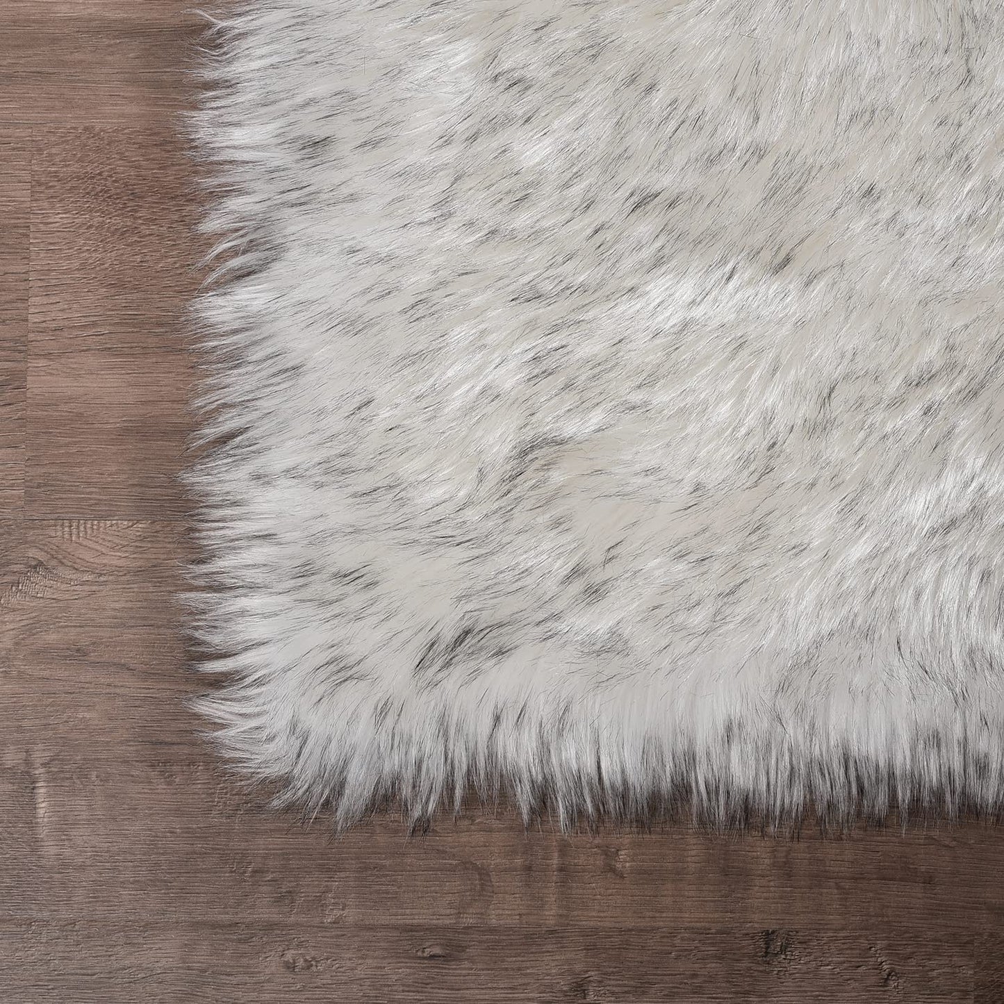 Latepis White and Grey Tips Faux Fur 8'10"x11'10" Area Rug, Soft Plush Faux Fur Sheepskin Rugs for Living Room, Washable Fluffy Rug for Living Room, Luxury Room Decor, Rectangle