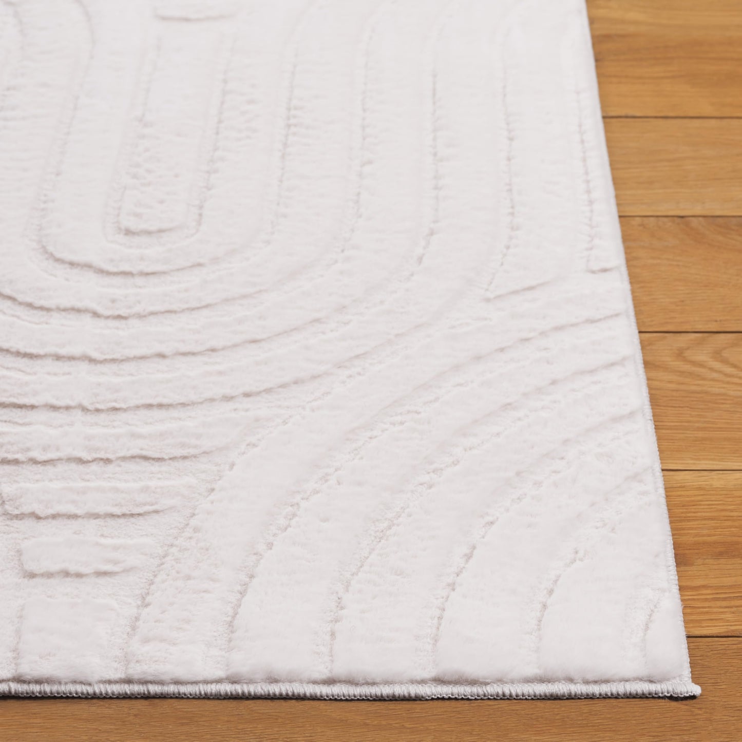 SAFAVIEH Washable Rug Faux Rabbit Fur Shag Collection - 3' x 5', Ivory, Slip Resistant & Easy Cleaning, Ideal for Living Room, Bedroom, Nursery, Boys & Girls Kids Playroom, Dining Space (FRF881A)