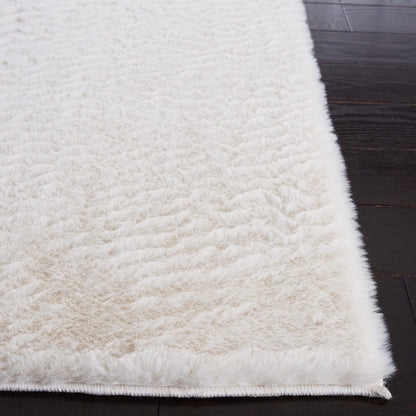 SAFAVIEH Washable Rug Faux Rabbit Fur Shag Collection - 5' x 7', Off-White, Slip Resistant & Easy Cleaning, Ideal for Living Room, Bedroom, Kids Playroom, Nursery, Dining Space (FRF500A)