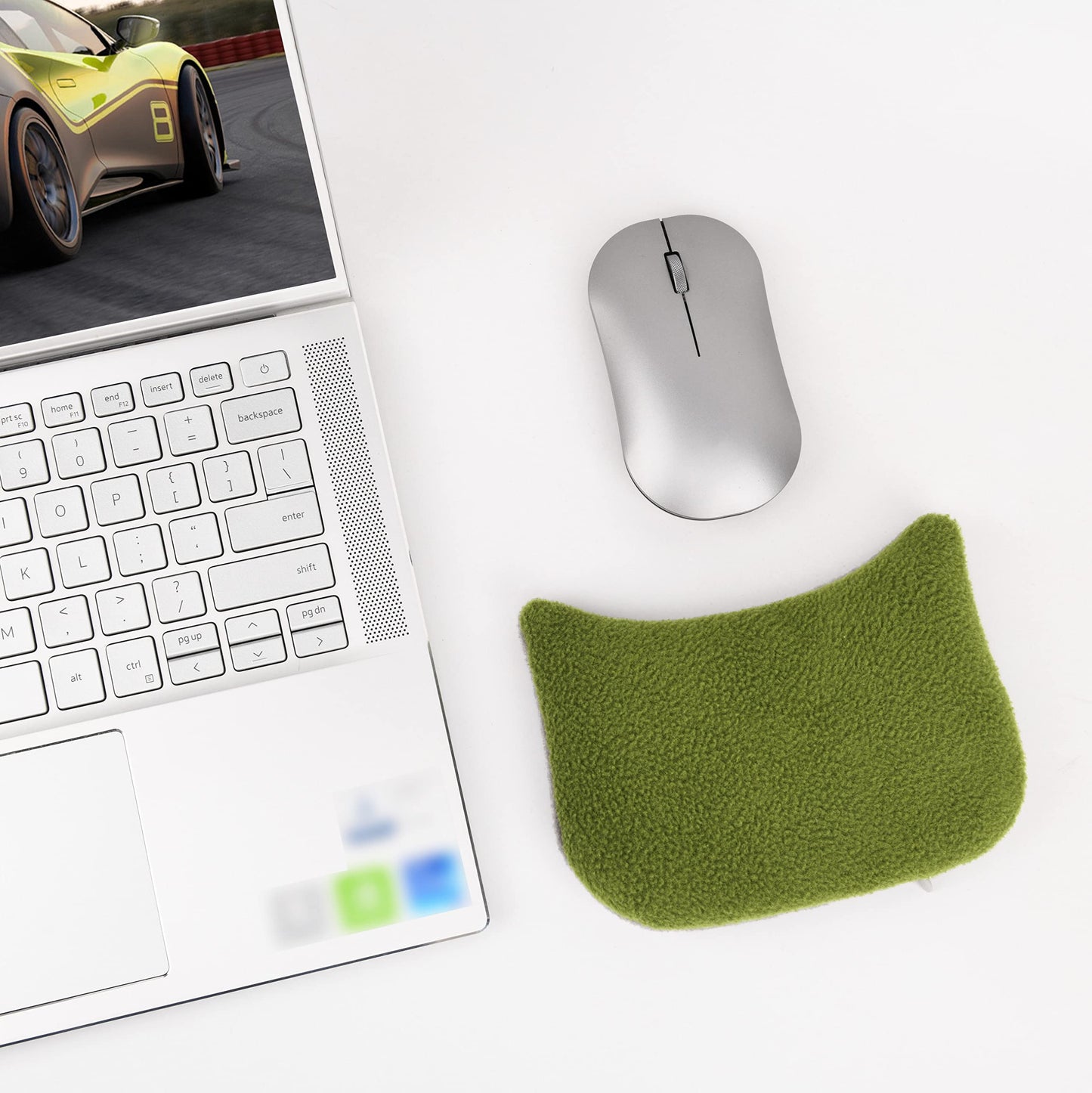 Large Mouse Wrist Rest Bean Bag, Ergonomic Mouse Support Pad Filled Ergo Beads for Computer, Laptop, PC Gaming (Green)