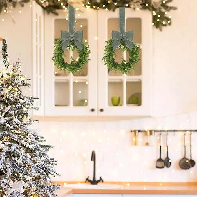 WILLBOND 4 Pcs Christmas Kitchen Cabinet Wreath Boxwood Garland with Ribbon Greenery Garland Hanging Wreaths for Cabinet Wall Window Door Fireplace Party Farmhouse Decor(Green,Velvet)