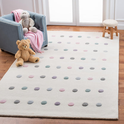 SAFAVIEH Kids Collection Area Rug - 5' x 8', Ivory, Handmade Polka Dot Wool, Ideal for High Traffic Areas in Living Room, Bedroom (SFK805A)