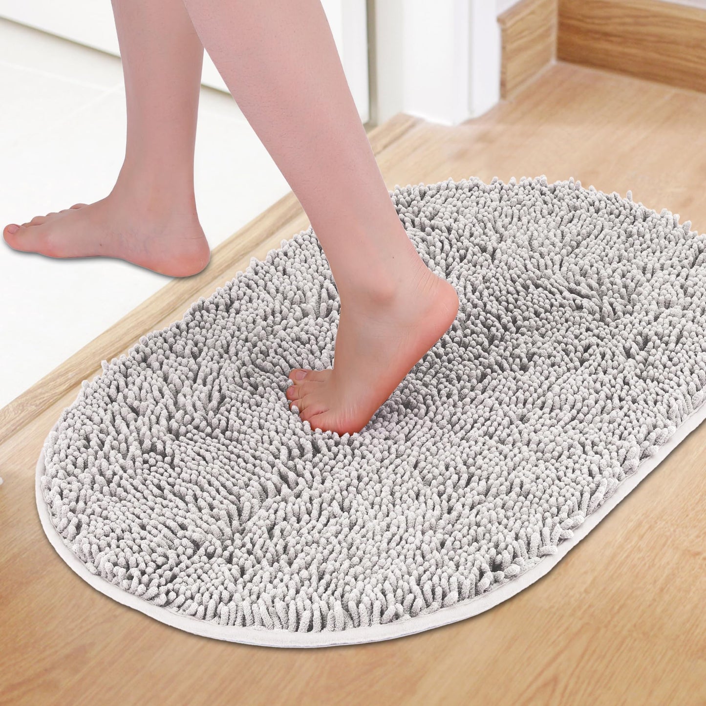 HMETOL Oval Plush Bath Mat, Soft Non Slip Washable Absorbent Rug, Rubber Backing Quick Dry Rugs for Shower Floor, Bathroom Decor 20" x 32" Light Grey