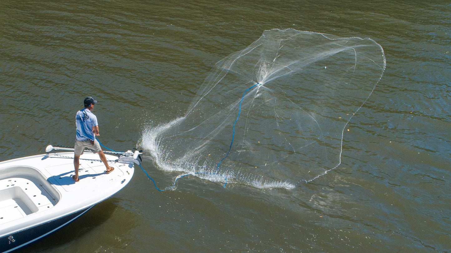 Hand Cast Net - Casting Nets for Fishing - Premium Fish Traps for Large Minnow Bait - Bait Net for Lakes, Rivers, Ocean, Salt & Freshwater- Fishing Traps Net for Small/Large Fish, 1lbs/Ft