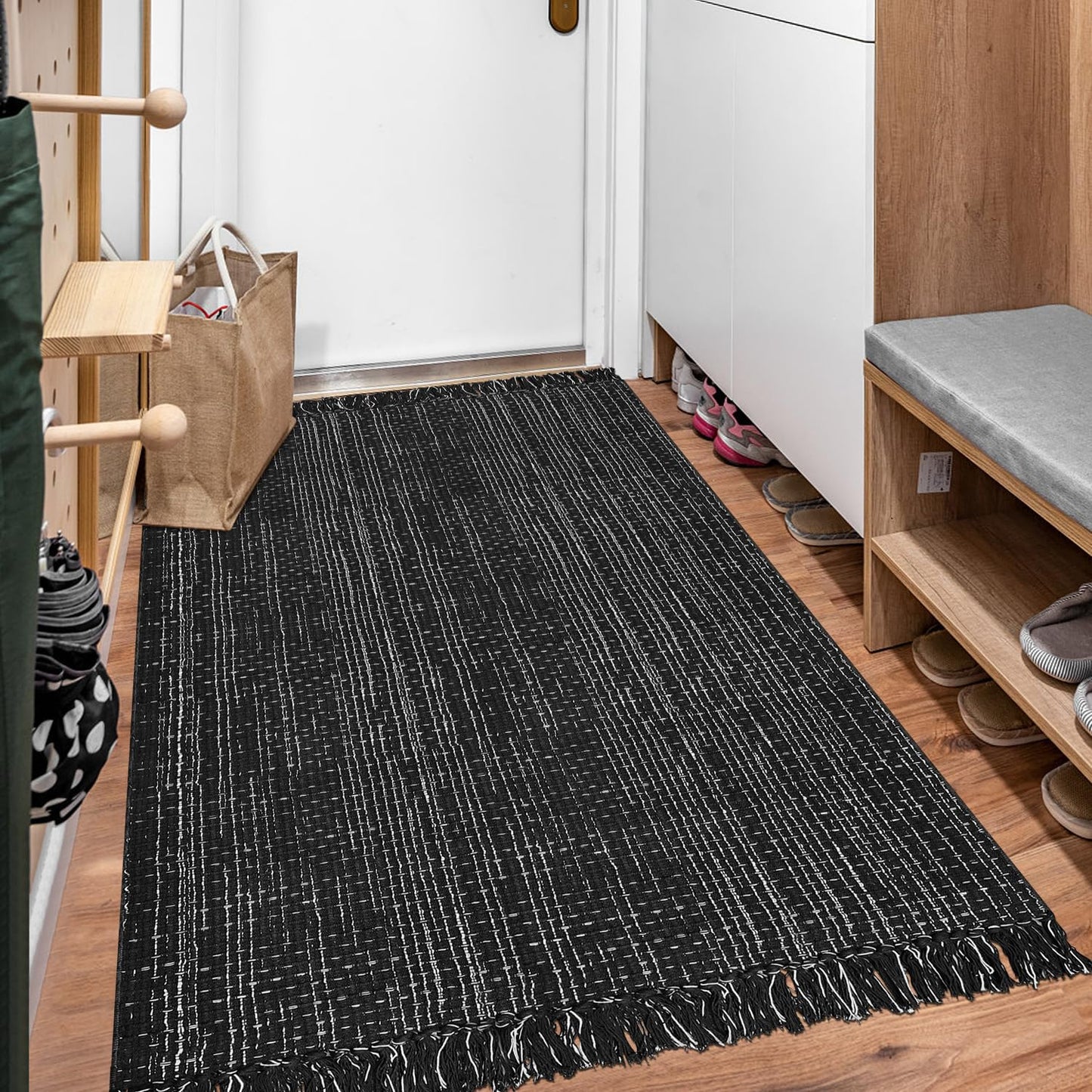 Washable Area Rug 3x5 Cotton Runner with Tassel, Black White Indoor Outdoor Rug for Kitchen Bedroom Living Room Farmhouse Laundry Entryway