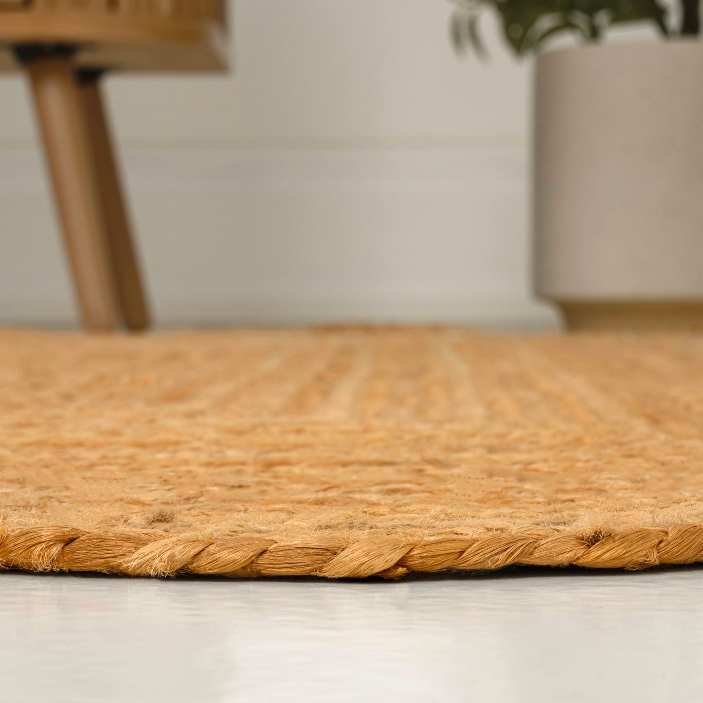 JONATHAN Y Seaside Cottage Scallop Edge Jute Natural Indoor Area Rug, 4x6, Farmhouse, Rustic, Cottage, Easy-Cleaning for Living Room, Bedroom, Kitchen, Non-Shedding (RNF201A-4)