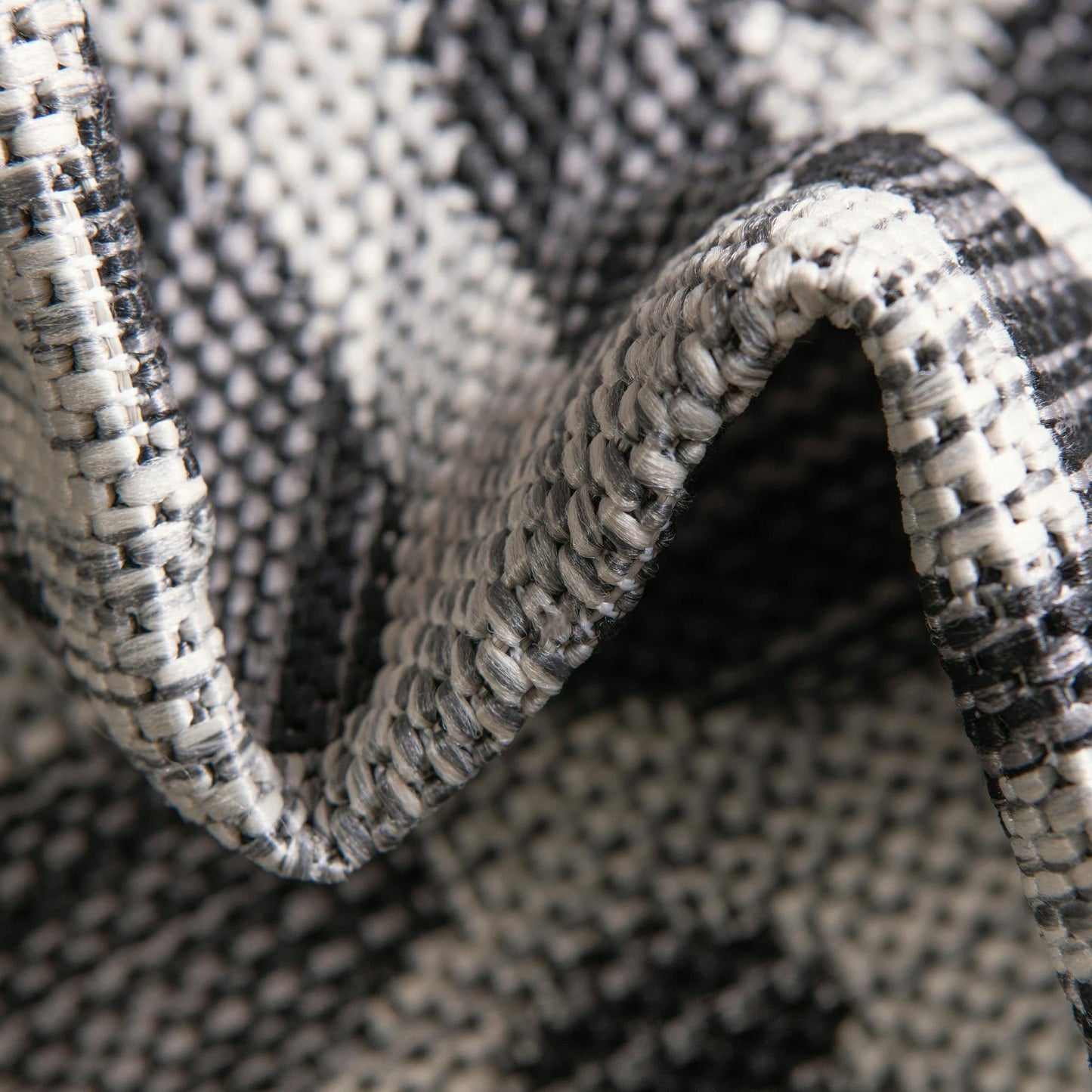 Unique Loom Outdoor Safari Collection Area Rug - Leopard (3' 3" x 5' 3" Rectangle, Light Gray/ Gray)