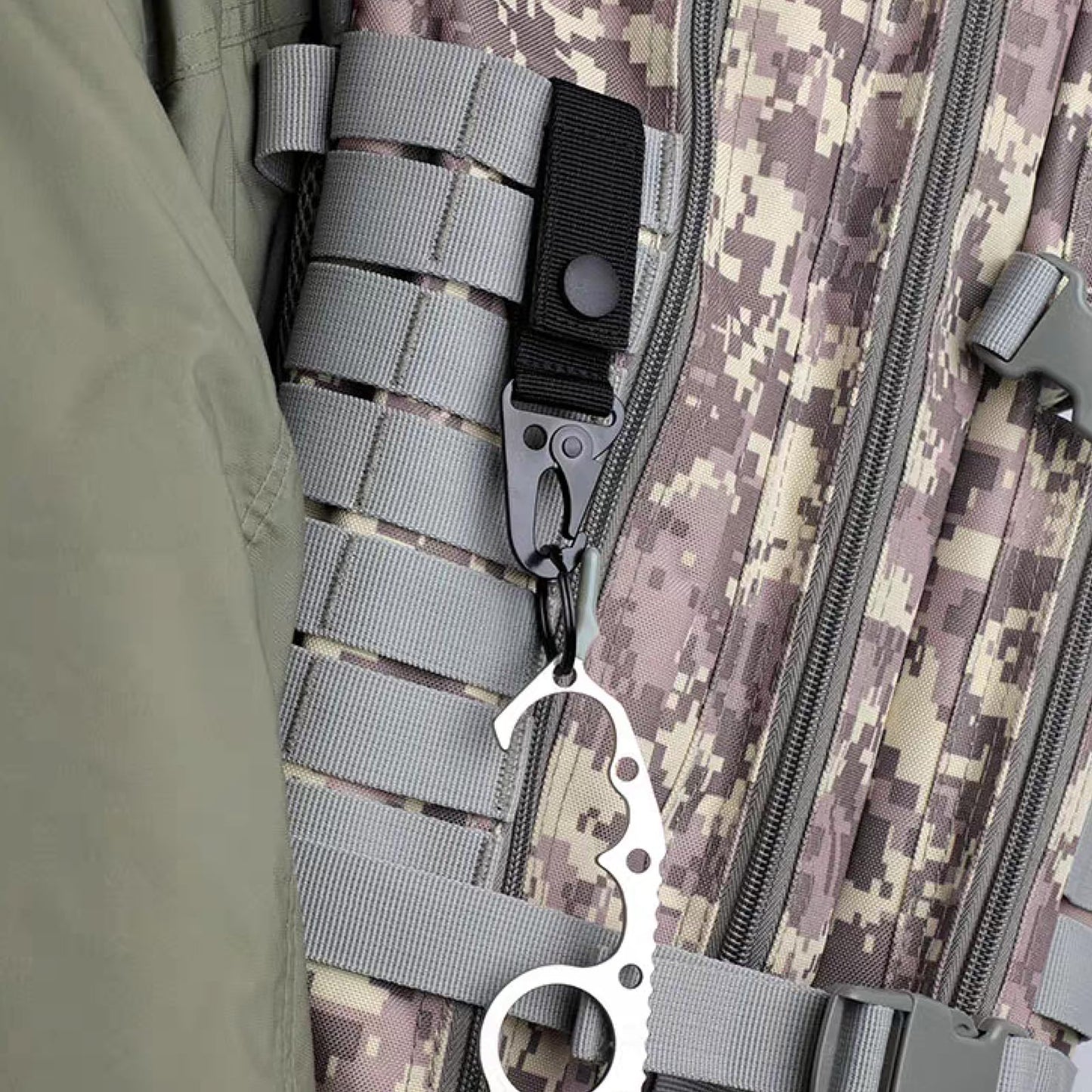 TRIWONDER Tactical Molle Key Ring Gear Key Keeper Nylon Keychain Belt Pouch Key Chain Webbing Holder Military Utility Hanger Keychain Hook (Black - 4)