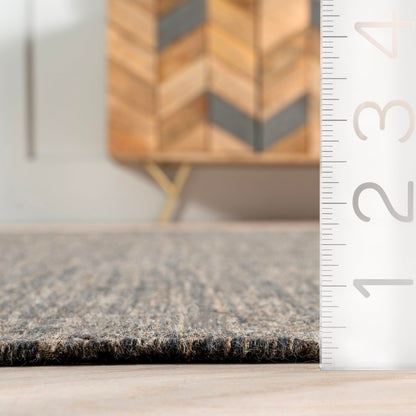 Rugs USA Black Brooklyn Tasseled Wool Area Rug, 7'6" x 9'6", Black