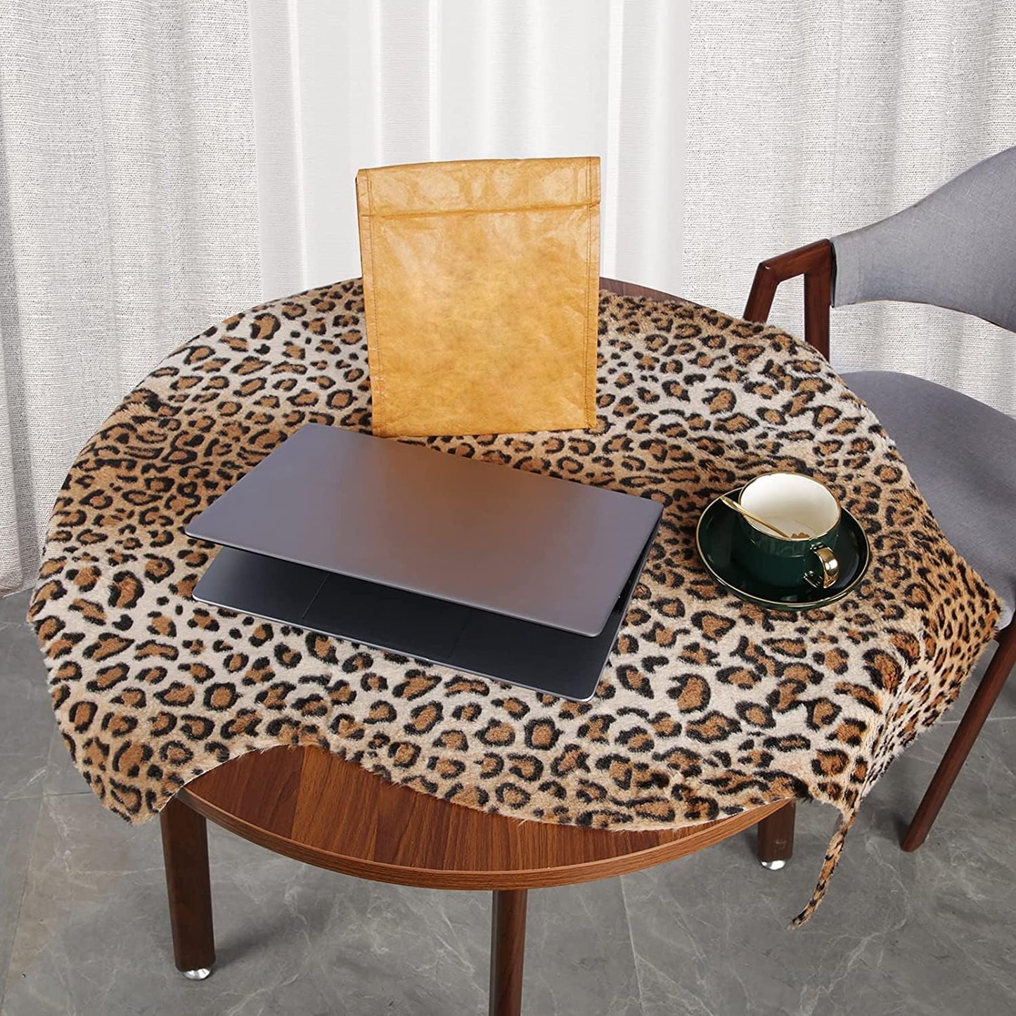 MACEVIA Leopard Rug Cheetah Print Rugs Western Decor for Living Room Bedroom Faux Animal Area Carpet Non-Slip 43.3" L x 29.5" W(3.6ft x 2.4ft)