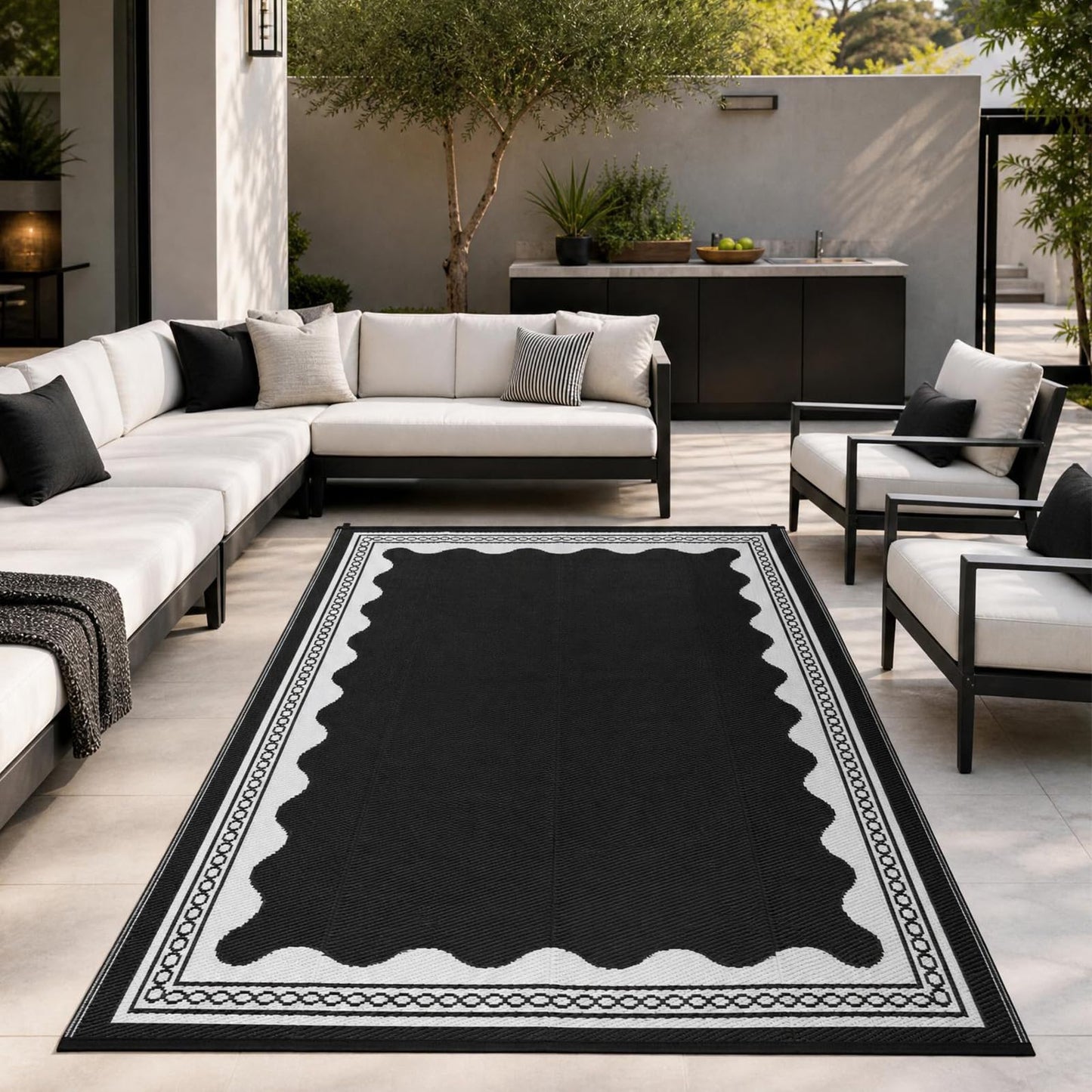 GarveeHome Outdoor Rug 8x10 Patio Waterproof, Reversible Plastic Straw Rugs for Camping, Picnic, Balcony, Porch, RV, Easy-Clean & Quick Dry Scalloped Pattern Large Indoor Outdoor Carpet, Black