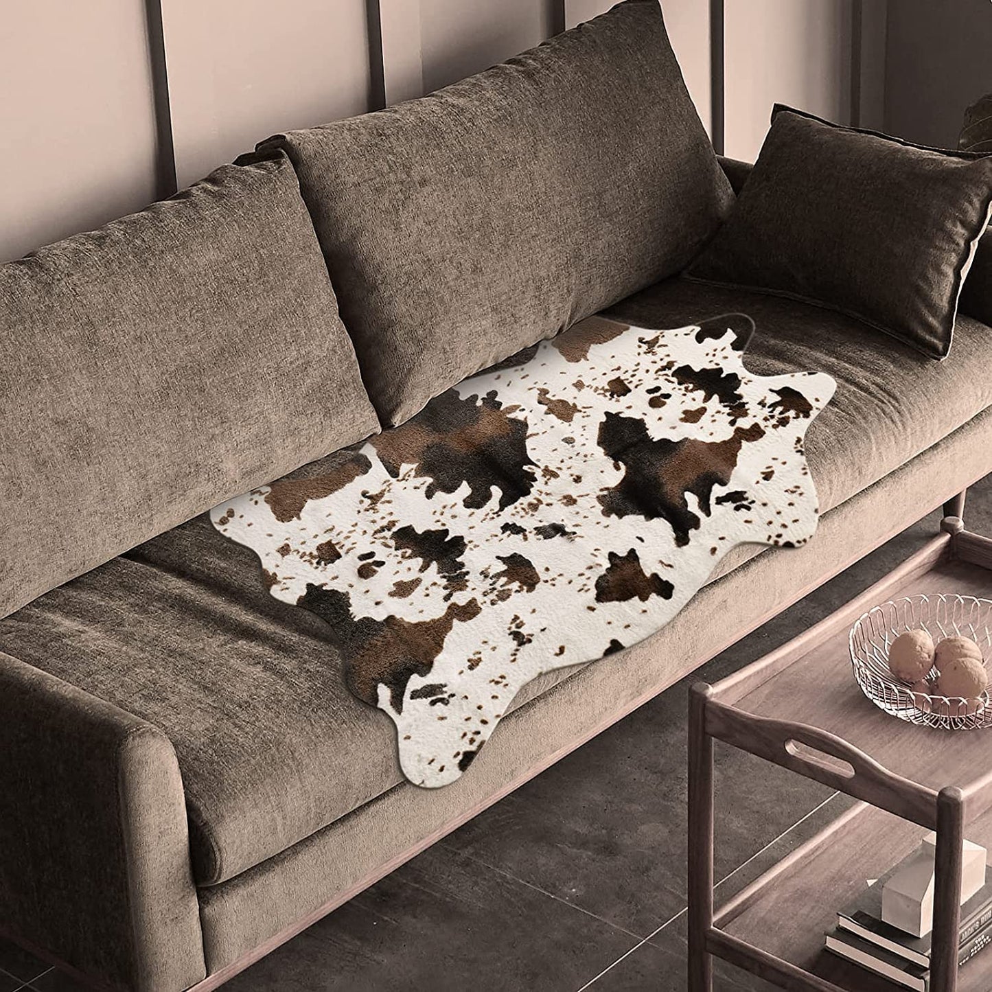 Faux Cowhide Rug, Cute Cow Print Rug for Western Decor, Non-Slip Animal Area Carpet for Bedroom Living Room, Western Party Decorations, 3.6 x 2.5 FT (43 x 30 Inches)