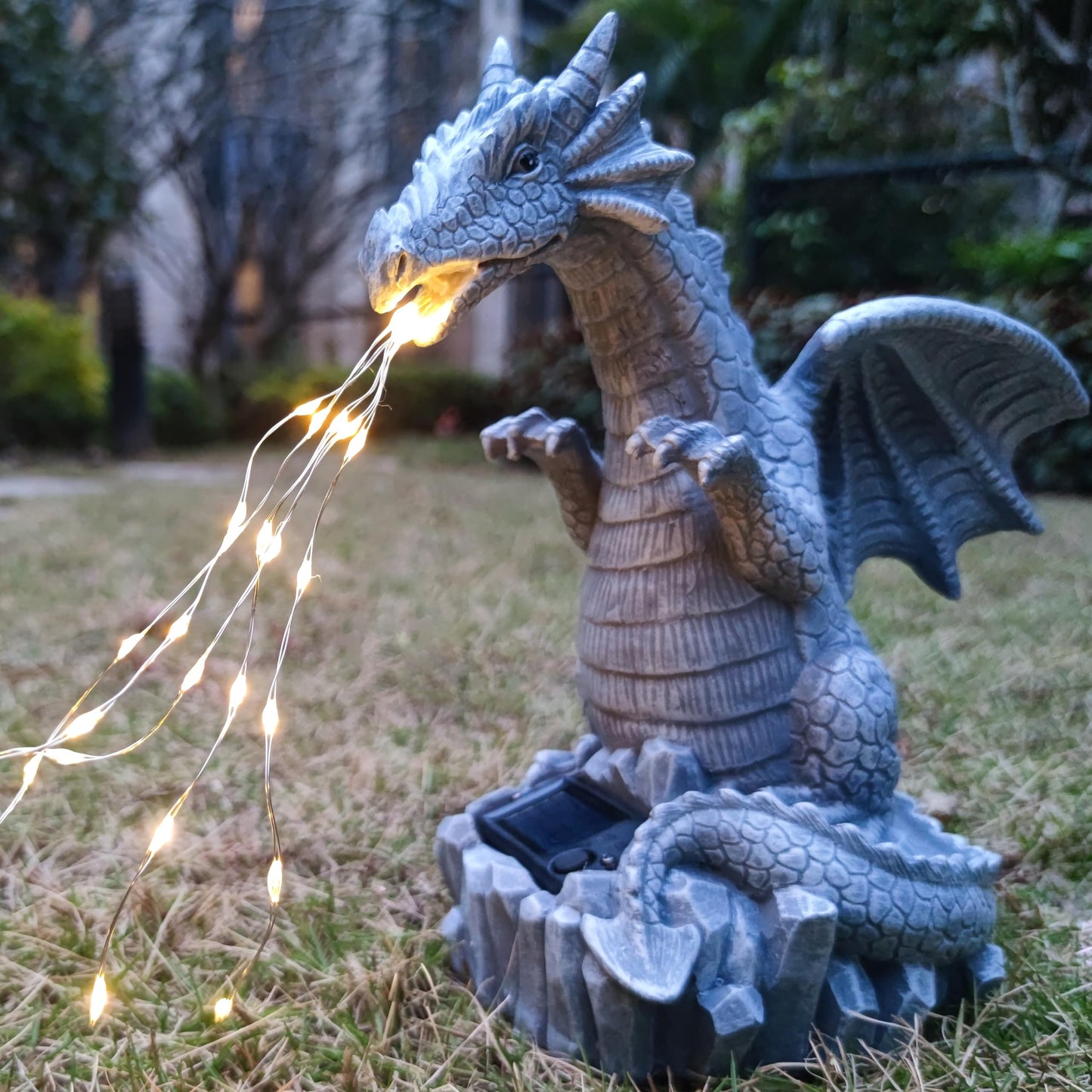 RCTTICUU Solar Dragon Garden Statues Outdoor Lights Watering Decor, Resin Dragon Figurine with 30 LED String Lights Lawn Patio Balcony Art Decoration,Housewarming, Birthday,Mothers Day Mom Gifts