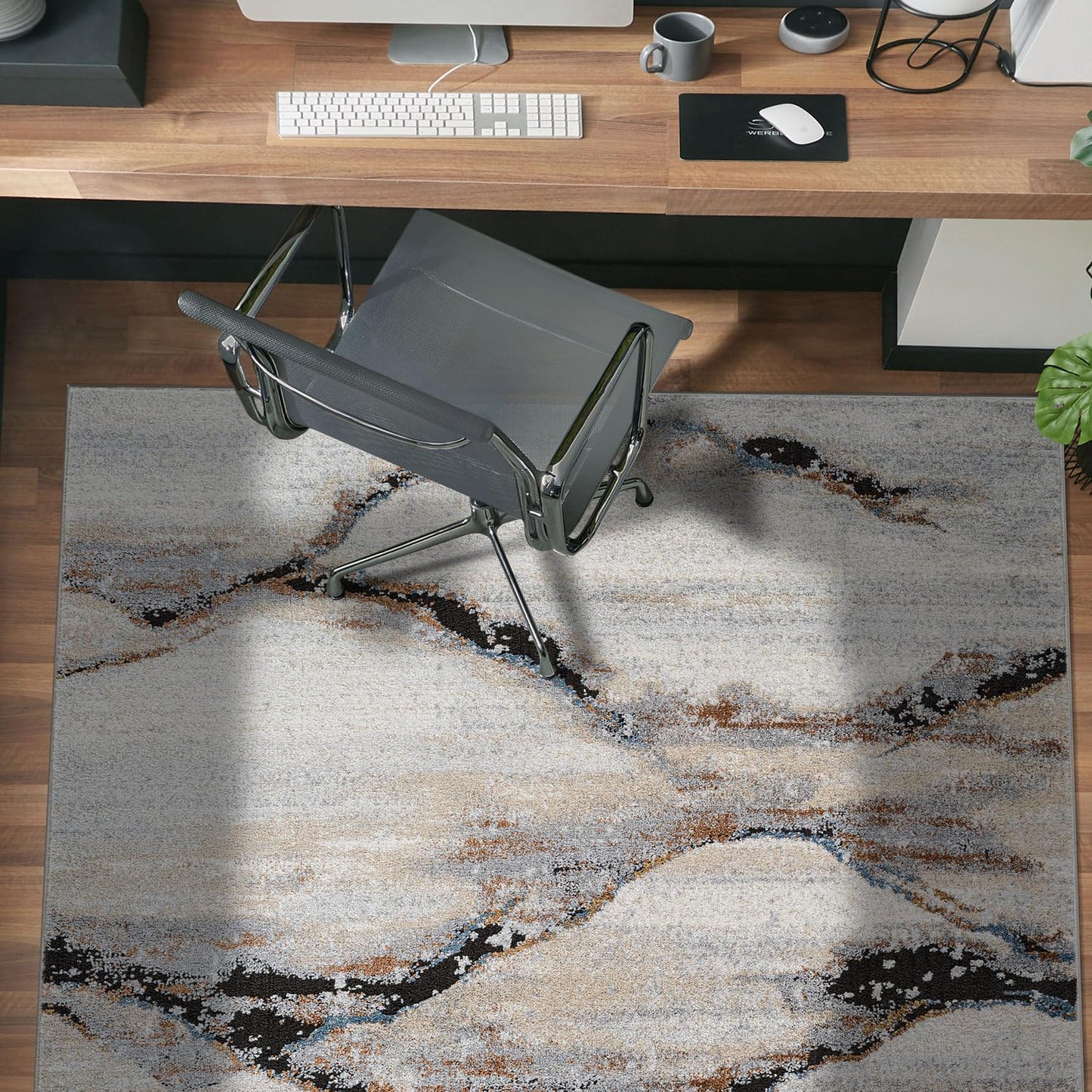 Rugshop Contemporary Gray Striated Area Rug Kid & Pet Friendly 4' x 6' Ideal for Under Coffee Tables, Entryways, or Studio Spaces