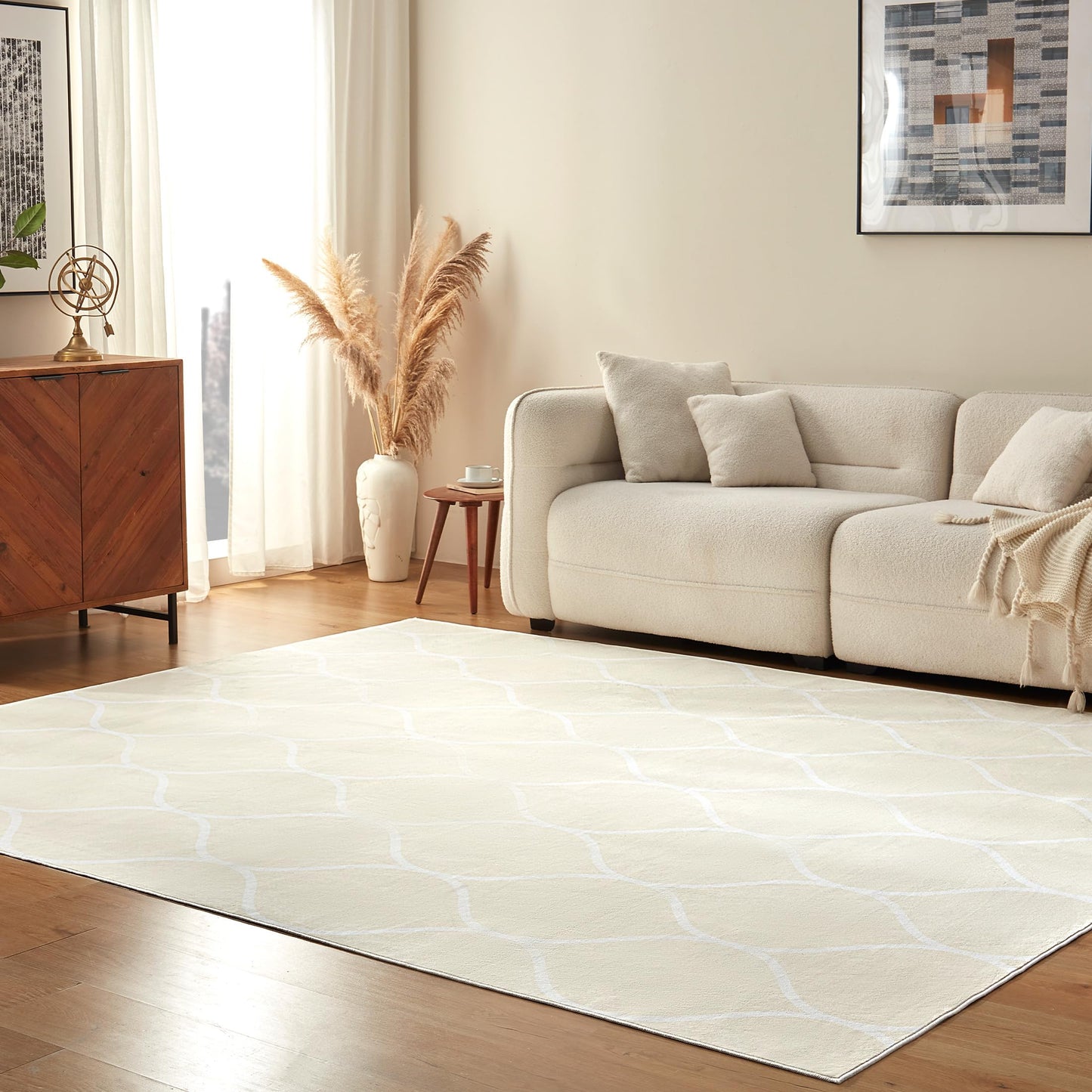 Amazon Basics Thin Indoor Area Rug, Geometric Printed Washable Home Decor Carpet for Living Room Bedroom, 4' W × 6' L, Beige Geometric