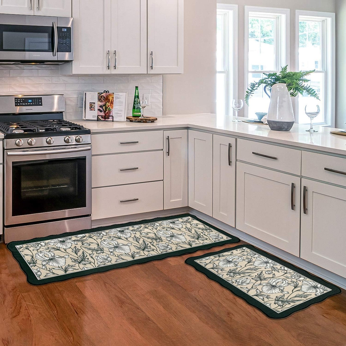 Brevoscht Scalloped Black Kitchen Rug Sets of 2, Non Slip Washable Kitchen Mats for Floor, Floral Comfort Standing Mat for Hallway Sink Laundry Office 16.5x29.5 and 16.5x47 Inch