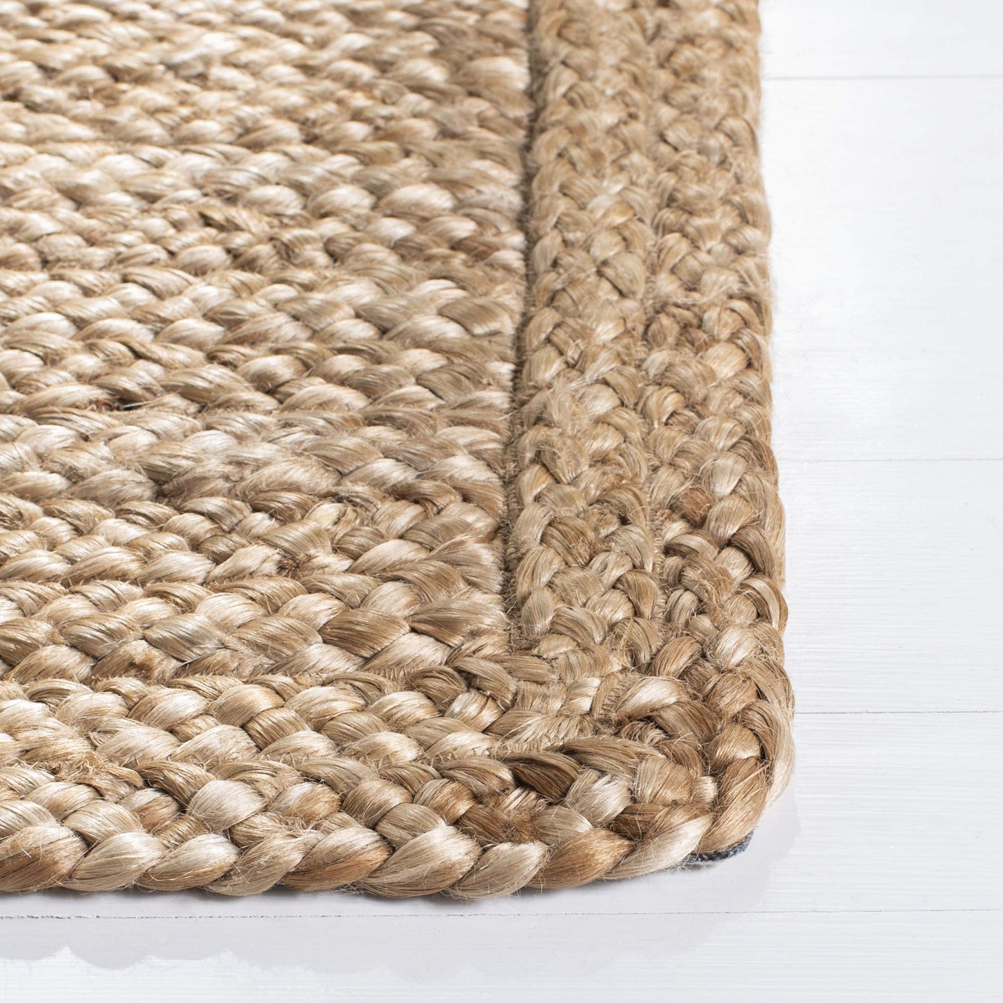 SAFAVIEH Natural Fiber Collection Area Rug - 5' x 8', Natural, Handmade Woven Farmhouse Fringe Jute, Ideal for High Traffic Areas in Living Room, Bedroom (NF824A)