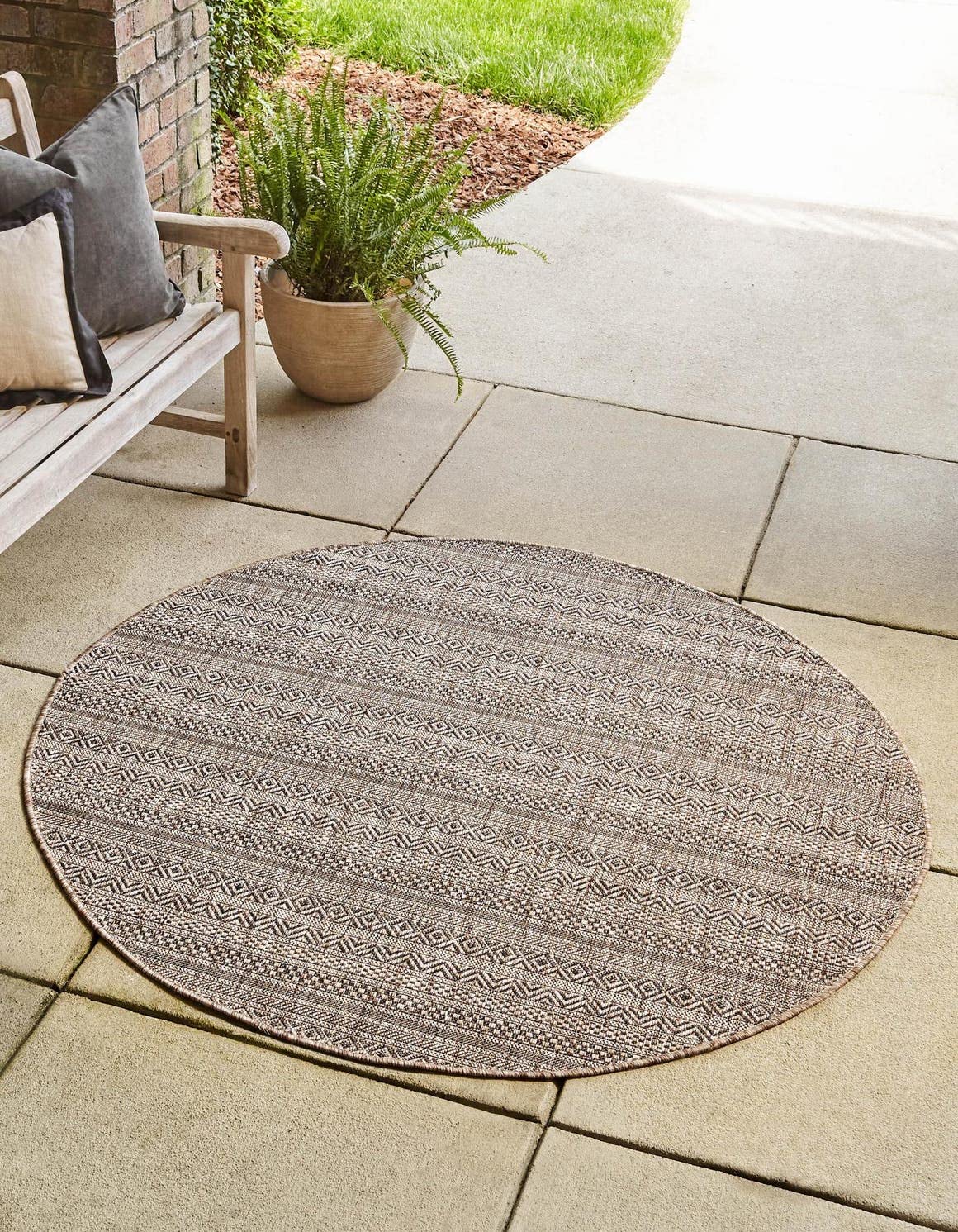 Unique Loom Outdoor Striped Collection Area Rug - Maia (10' Round, Natural/Black)