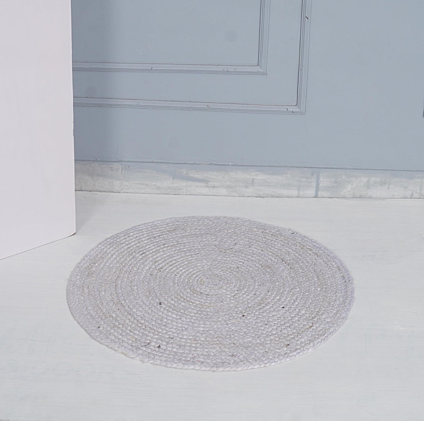 Handmade Natural Fiber Round Collection 2' Round Natural Handmade Boho Charm Farmhouse Jute Area Rug (White)