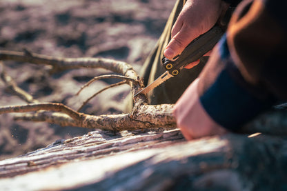 LEATHERMAN, Wave Alpha – 16-in-1 Multi-Tool with MagnaCut® Blade, G10 Handles & Full-Size Scissors, Obsidian