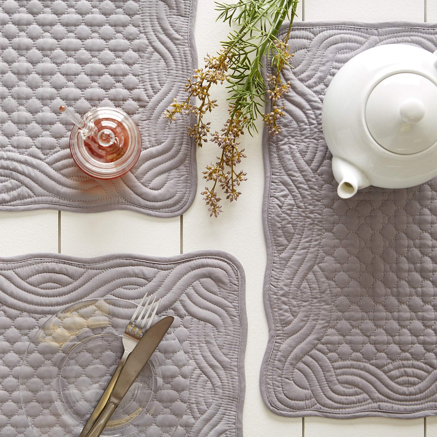 DII Quilted Farmhouse Collection Tabletop, Placemat Set, Gray, 6 Piece