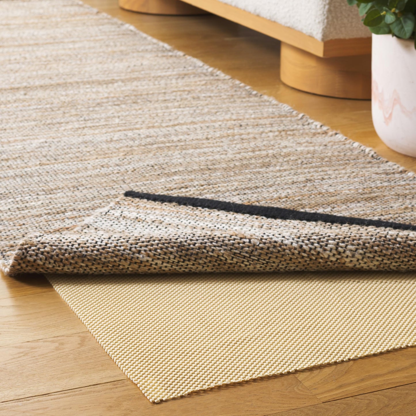SAFAVIEH Non Slip Anti Skid Grippy Stay in place Rug Pad Under Carpet, Stable on all Hard Floors (14' Runner)