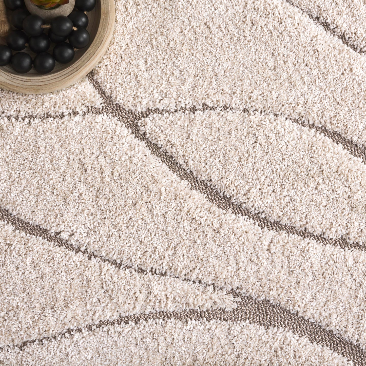 SAFAVIEH Florida Shag Collection Area Rug - 9'6" x 13', Cream & Beige, Non-Shedding & Easy Care, 1.2-inch Thick Ideal for High Traffic Areas in Living Room, Bedroom (SG471-1113)