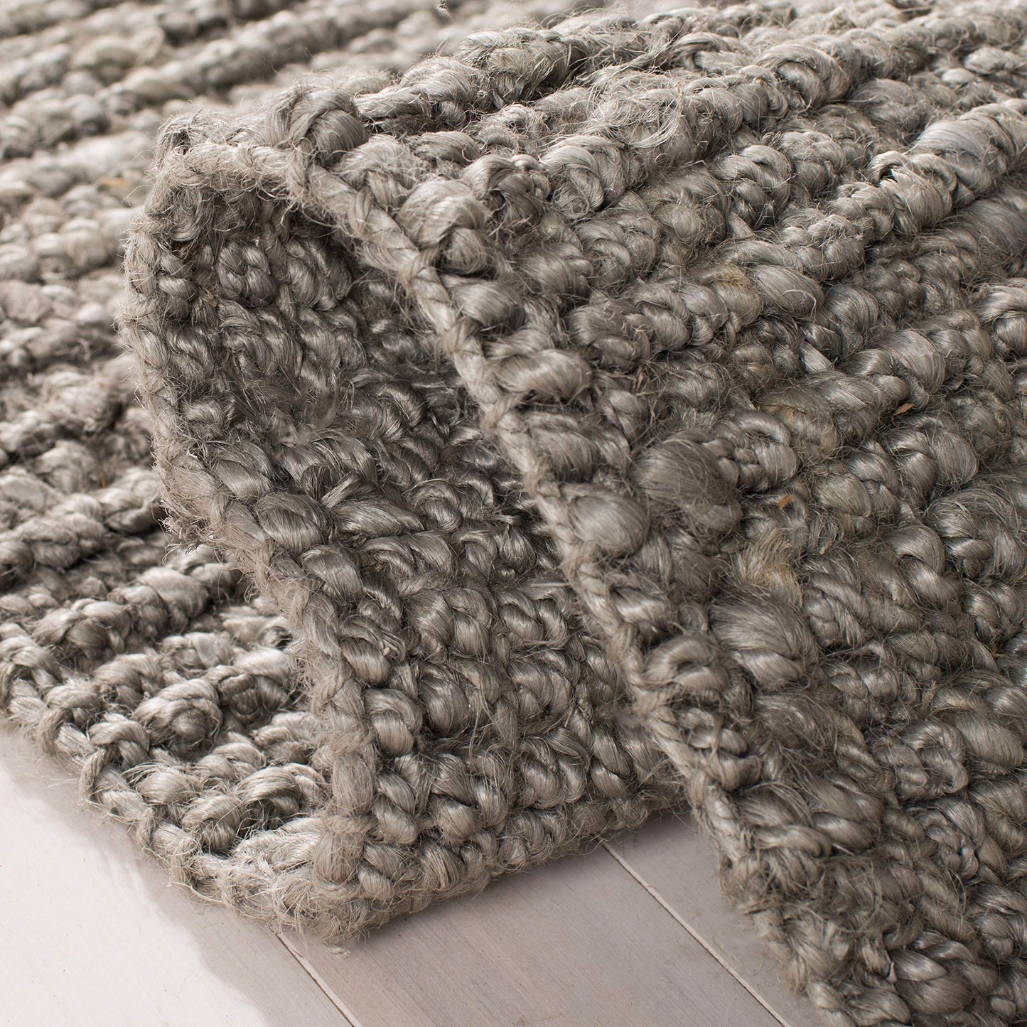 SAFAVIEH Area Rug 4x6 - Natural Fiber Collection - Light Grey, Handmade Jute, Farmhouse Style, Chunky Textured Thick Pile (NF447G)