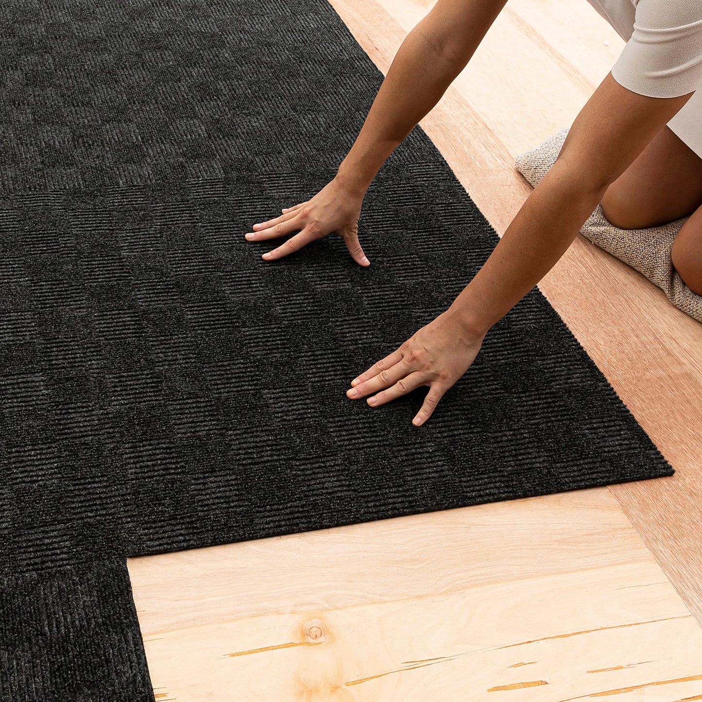 Mohawk Home 24" x 24" Indoor/Outdoor 0.25" Pile Height, Peel and Stick Carpet Tile, Black Polyester, (15 Tiles) (60 sqft/Box)