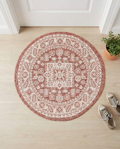 Rugs.com - Outdoor Aztec Rug – 3 Ft Round Rust Red Easy-Clean Indoor/Outdoor Rug – Weather Resistant for Patios, Decks, and Porches